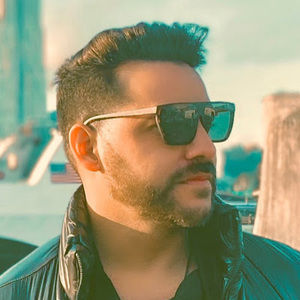 Meet your Posher, Tiago